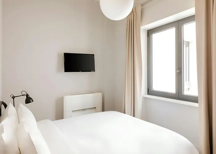 מלון דירות Piazza Barberini, Sonder By Marriott Bonvoy רומא