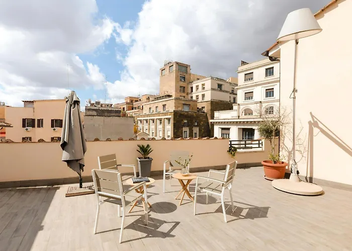 Piazza Barberini, Sonder By Marriott Bonvoy רומא
