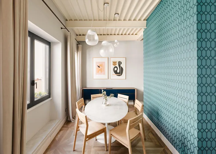 Piazza Barberini, Sonder By Marriott Bonvoy רומא