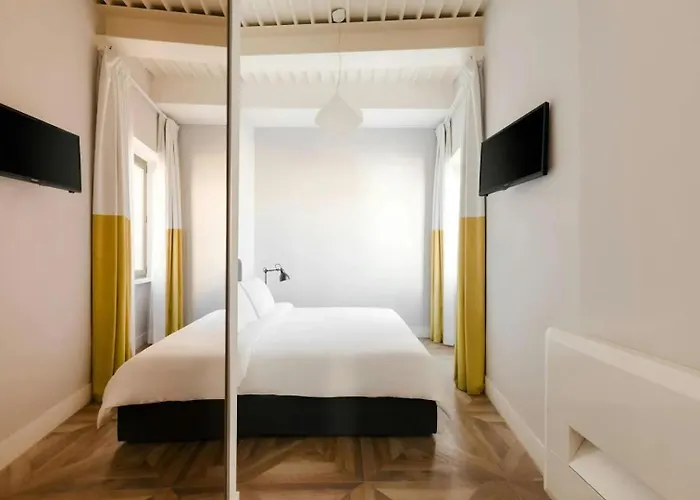 Numa Via Veneto 4*